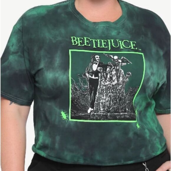 Hot Topic Tops - Beetlejuice Tombstone Green Tie-Dye Crop Girls Plus Size T-Shirt